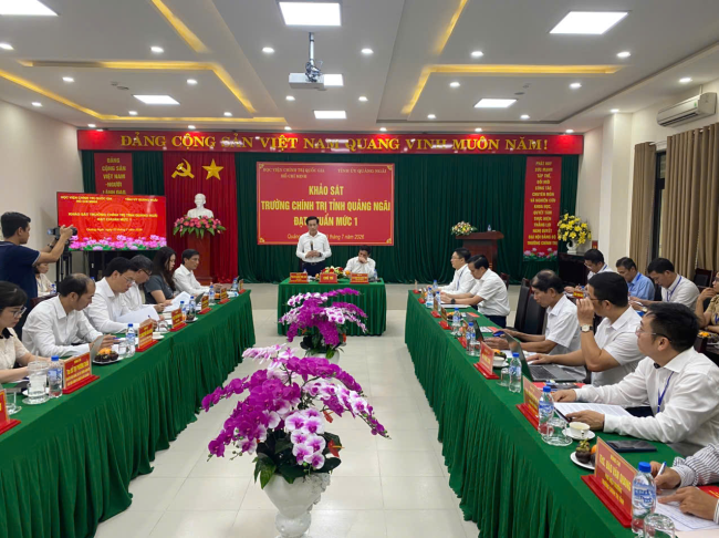 “Gắn tổng kết thực tiễn, nghiên cứu lý luận với định hướng chính sách” trong hoạt động nghiên cứu khoa học của Trường Chính trị tỉnh Quảng Ngãi trong bối cảnh xây dựng Trường Chính trị đạt chuẩn mức 1 và hướng đến đạt chuẩn mức 2