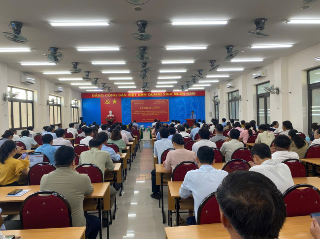 Khai giảng Lớp bồi dưỡng nghiệp vụ công tác giám sát, phản biện xã hội cho cán bộ Mặt trận các cấp năm 2026 (Lớp thứ nhất tại Cơ sở 1)