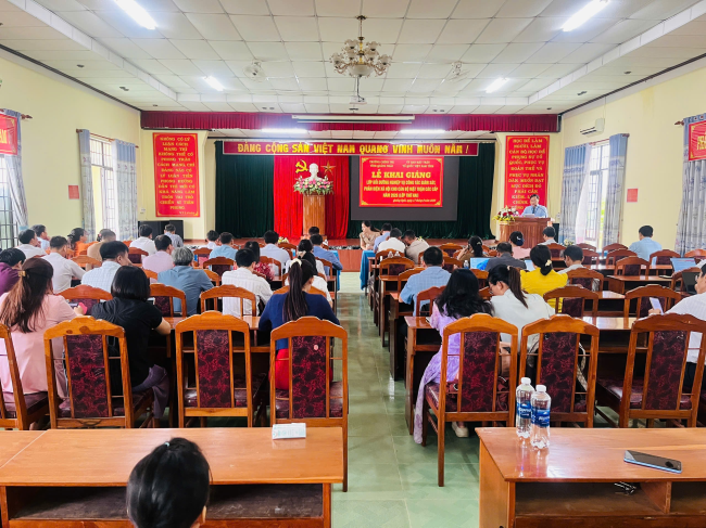 Khai giảng Lớp bồi dưỡng nghiệp vụ công tác giám sát, phản biện xã hội cho cán bộ Mặt trận các cấp năm 2026